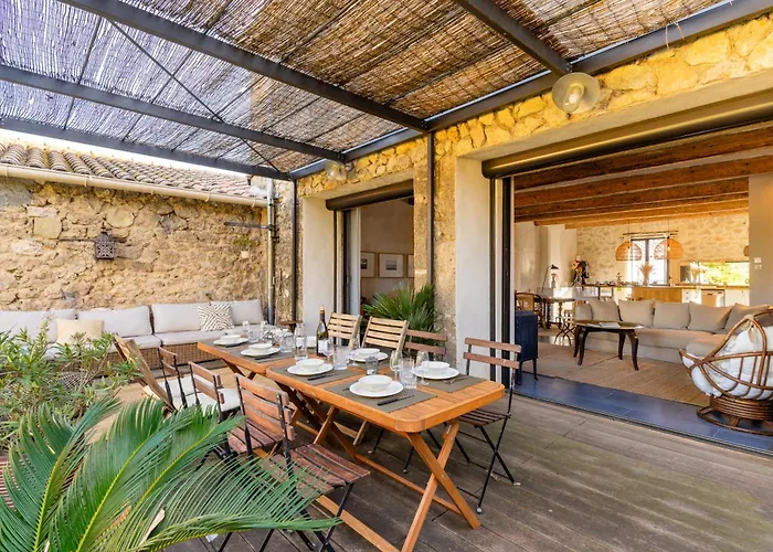 Villa Santal : Maison Avec Piscine Entre Terre Et *
